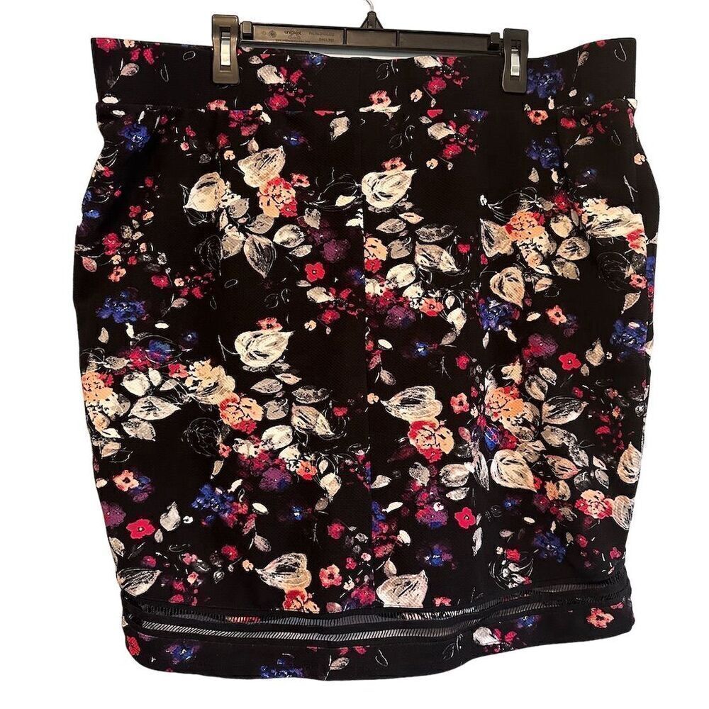 Torrid Women's Plus Floral Print Mini Skirt Multicolor Summer Casual Size 3X - Picture 6 of 12